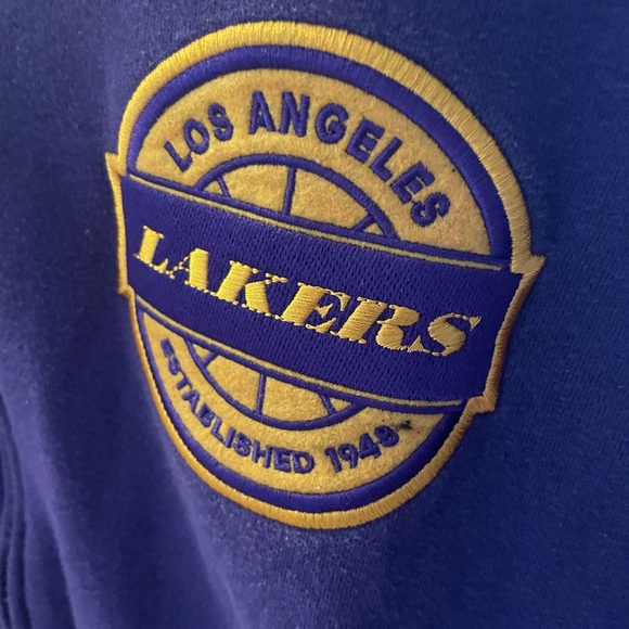 Adidas Lakers hoodie size XL - Picture 2 of 4